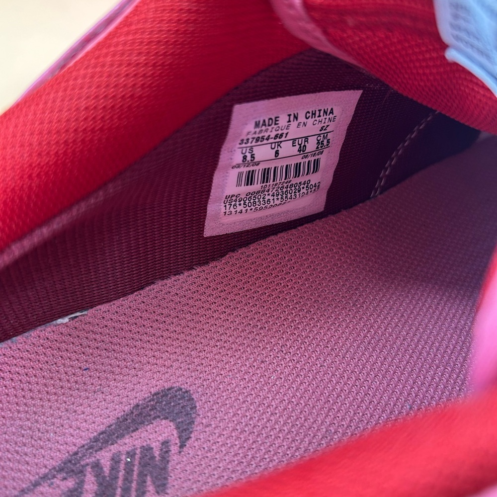 Nike Dunk Low Desert Bloom Pink Sneakers (Olympic Edition) 2008 - Picture 9 of 10